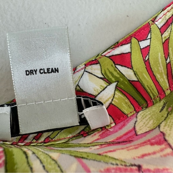 Cache Vibrant Floral One-Shoulder Blouse Birds Butterfly Medium Satin - Picture 6 of 13